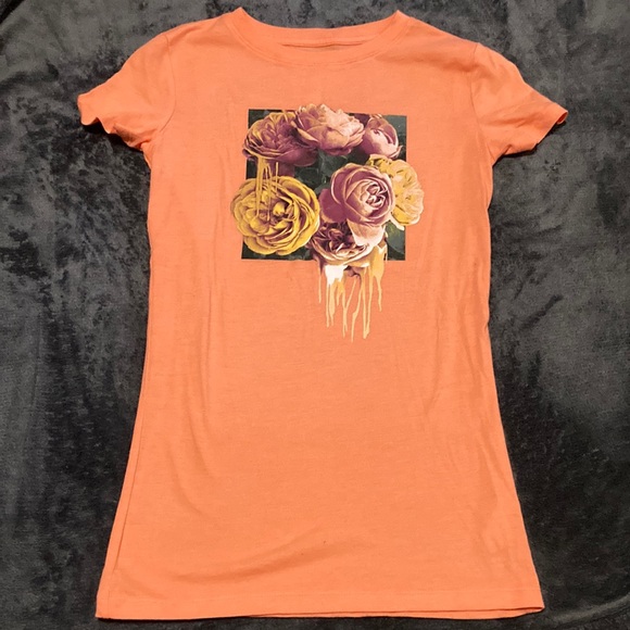 Free State Roses Graphic T-shirt - Picture 1 of 2